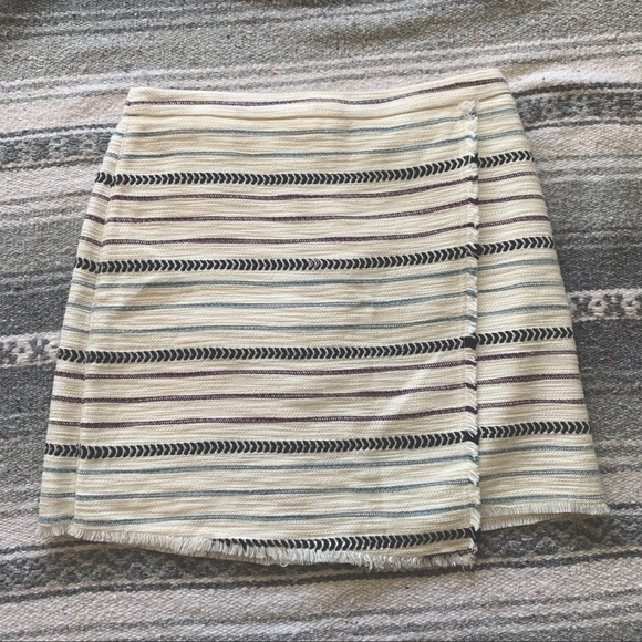 Loft Fringe Wrap Skirt Blanket Size 10 - Picture 1 of 3